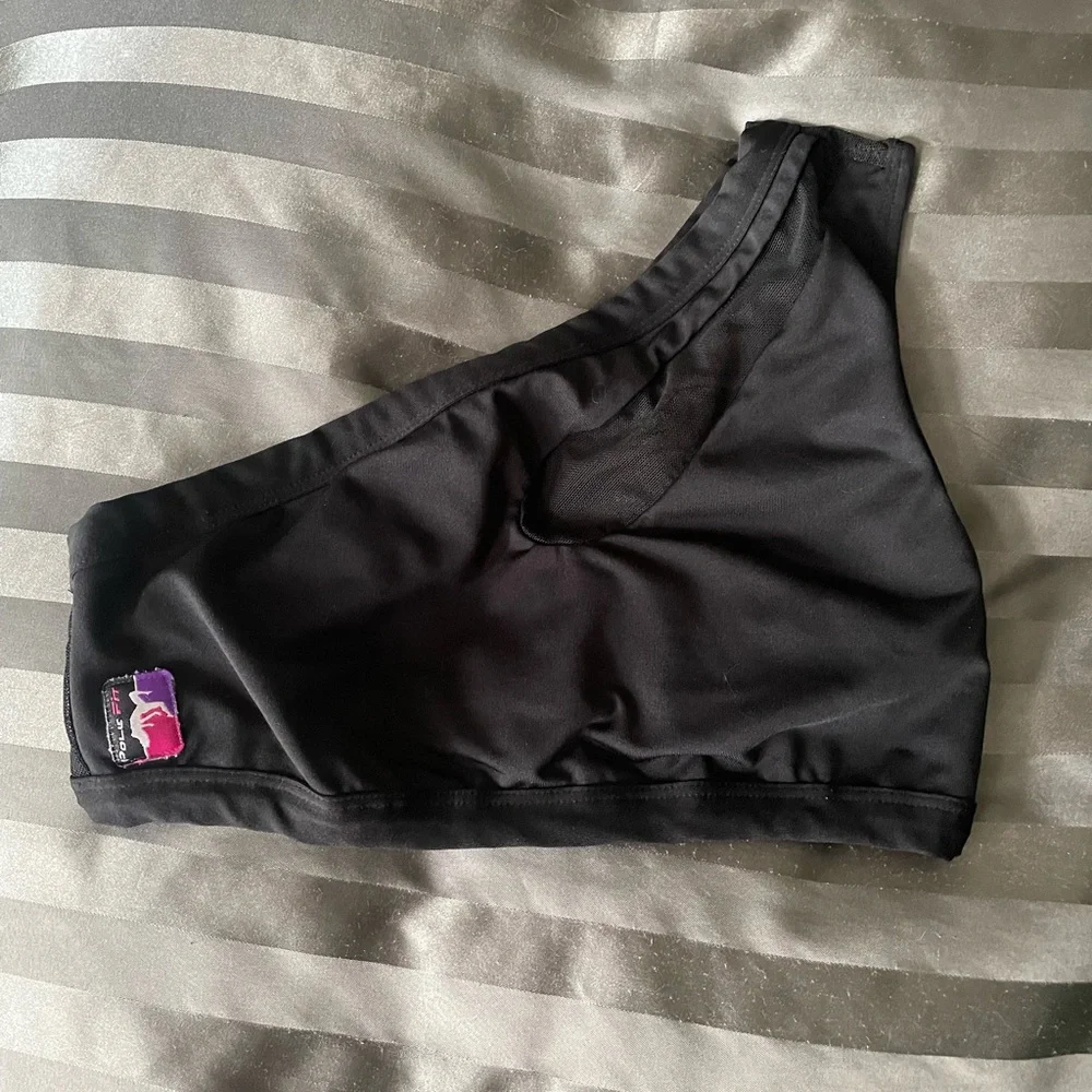 Exercise One Shoulder Top - Picture 4 of 4